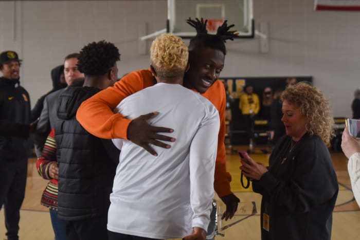 aj-brown-starkville-tennessee-titans00027-1